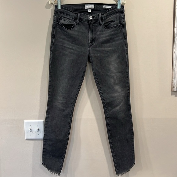 🔥Frame Women's Black Jeans🔥 - Picture 1 of 10